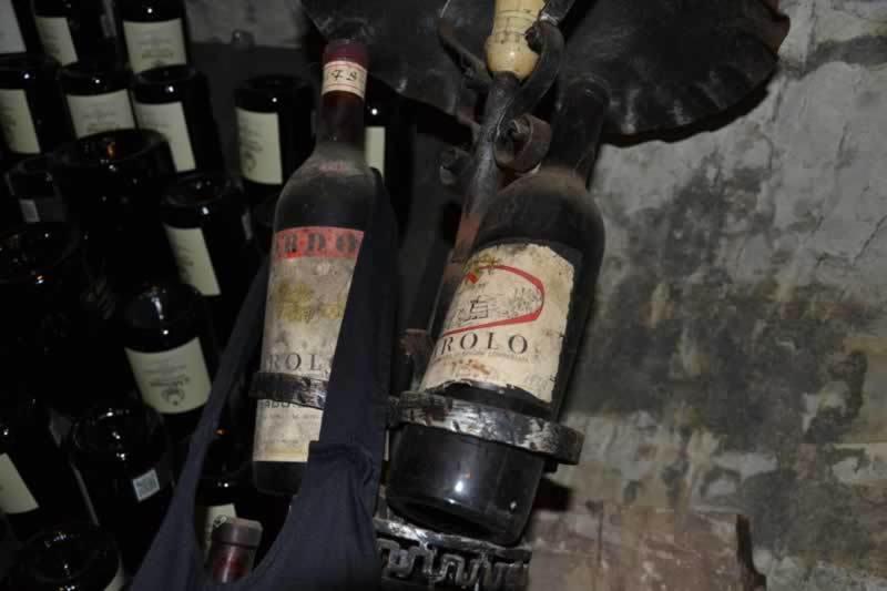 Гостевой дом Trattoria Del Bivio Cerretto Langhe Экстерьер фото