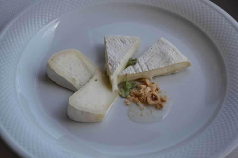 Гостевой дом Trattoria Del Bivio Cerretto Langhe Экстерьер фото